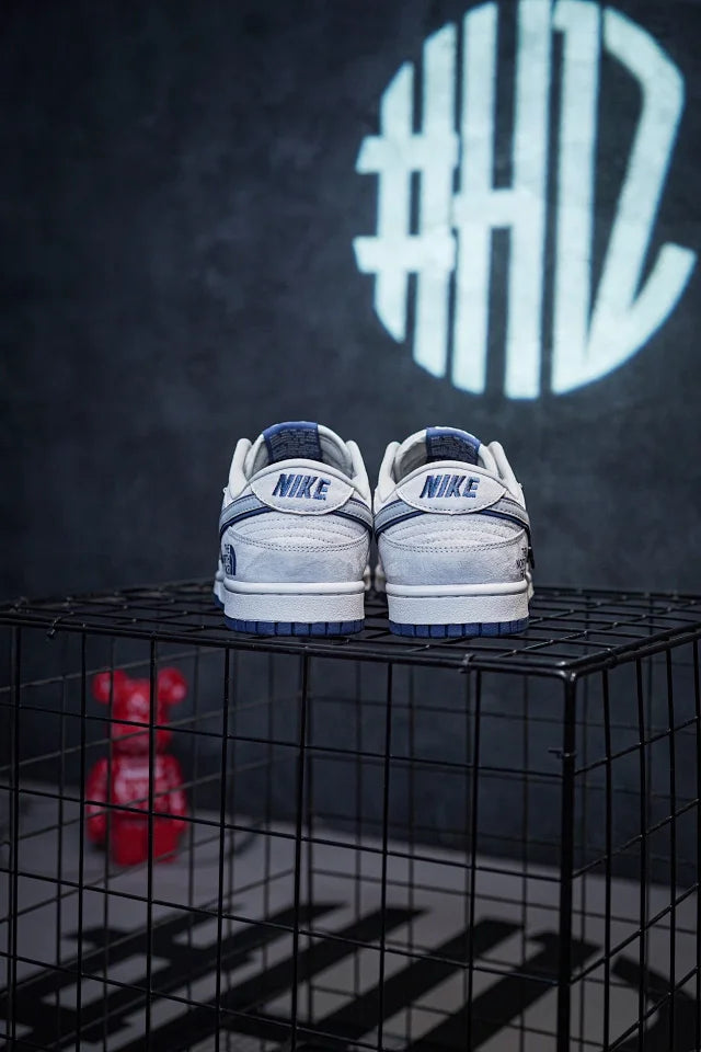 TNF x CDG x Nike Dunk Low Collaboration Cinza & Azul