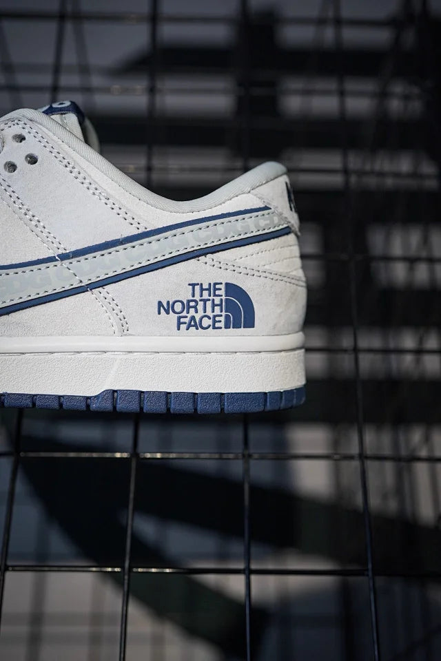 TNF x CDG x Nike Dunk Low Collaboration Cinza & Azul