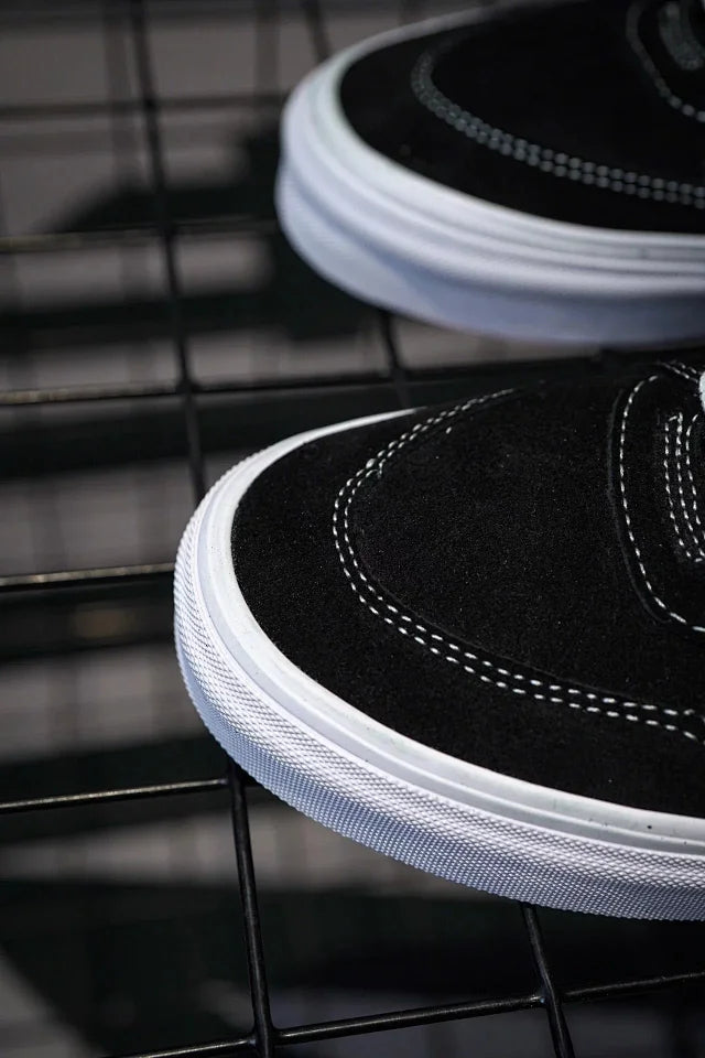 Vans Half Cab 33 DX Preto & Branco