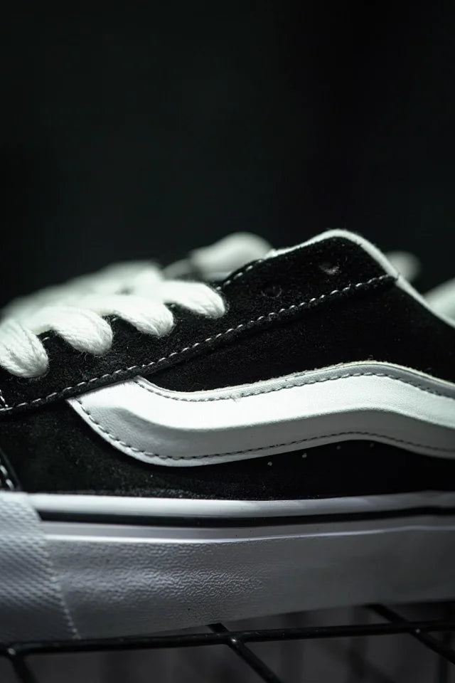 Vans Knu Skool Preto & Branco