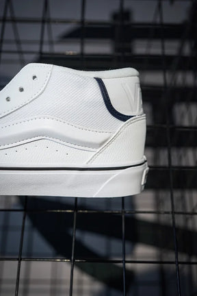 Vans Knu Skool Mid-Top