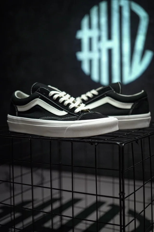 Vans Vault OG Style 36 LX "Black Marshmall" Preto & Branco