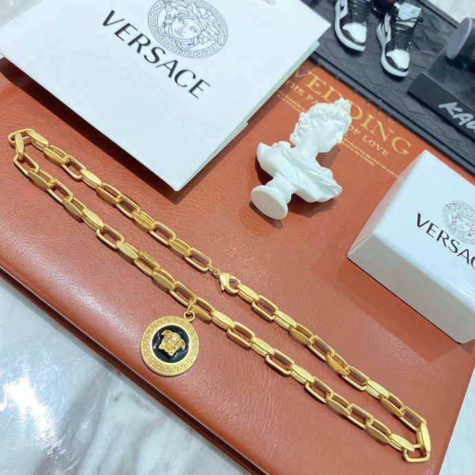 Colar Versace