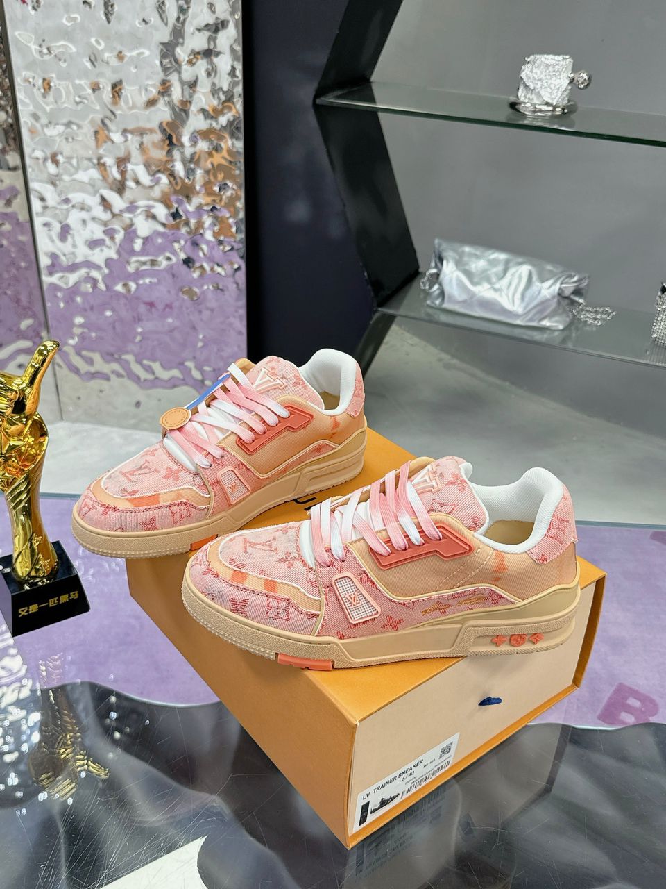 Tênis LV Trainer