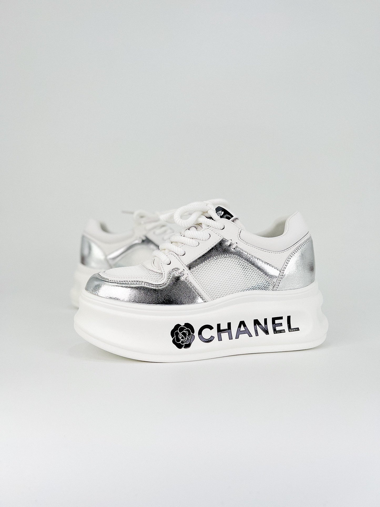 Tênis Chanel