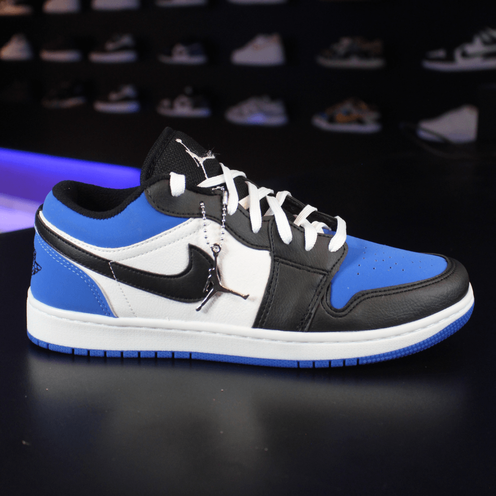 Air Jordan 1 Low Royal Toe