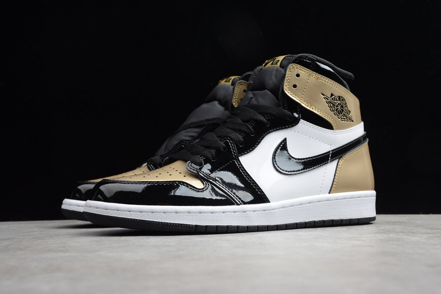 Air Jordan 1 Retro High