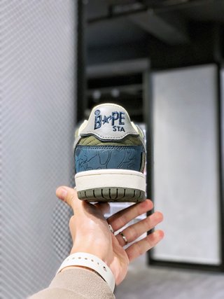 BAPE