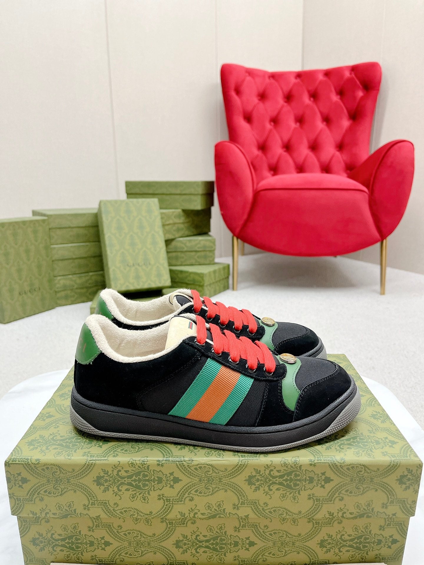 Gucci