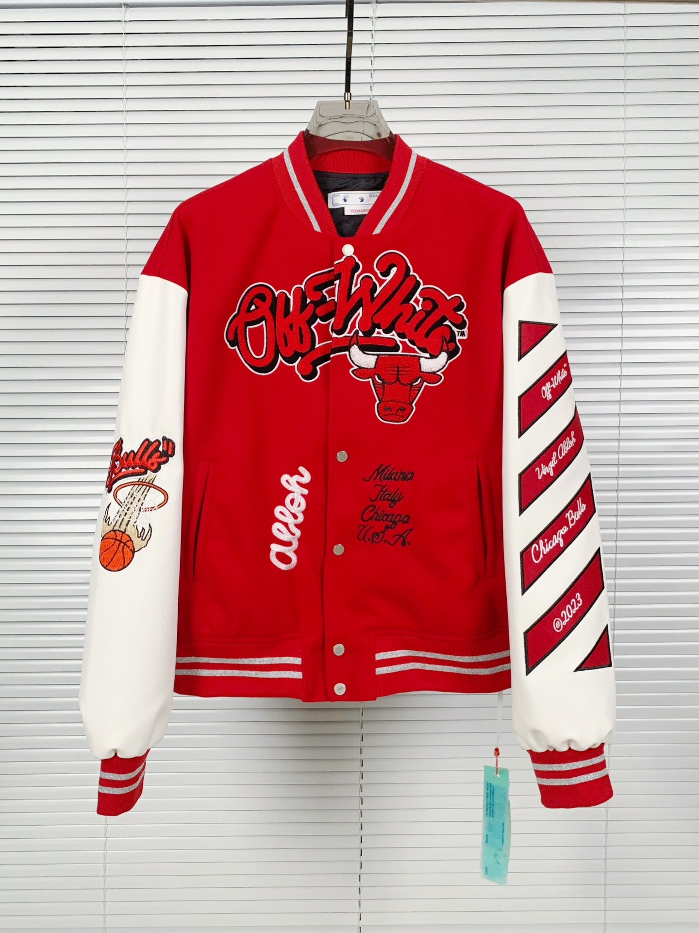 Jaqueta Off-White Varsity Chicago Bulls Red