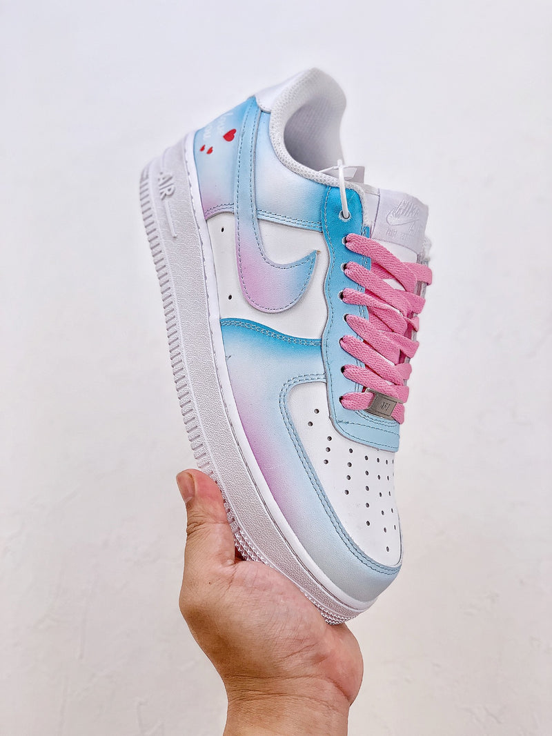 NIKE AIR FORCE 1