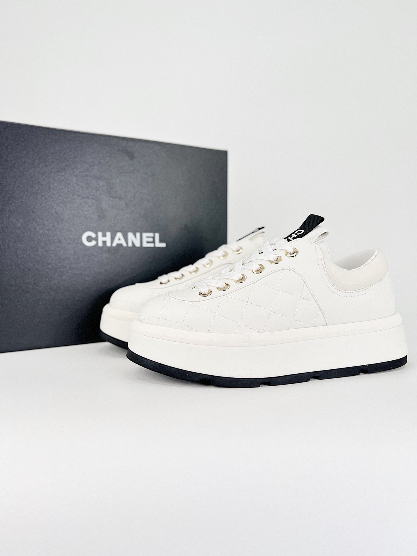 Tênis Chanel