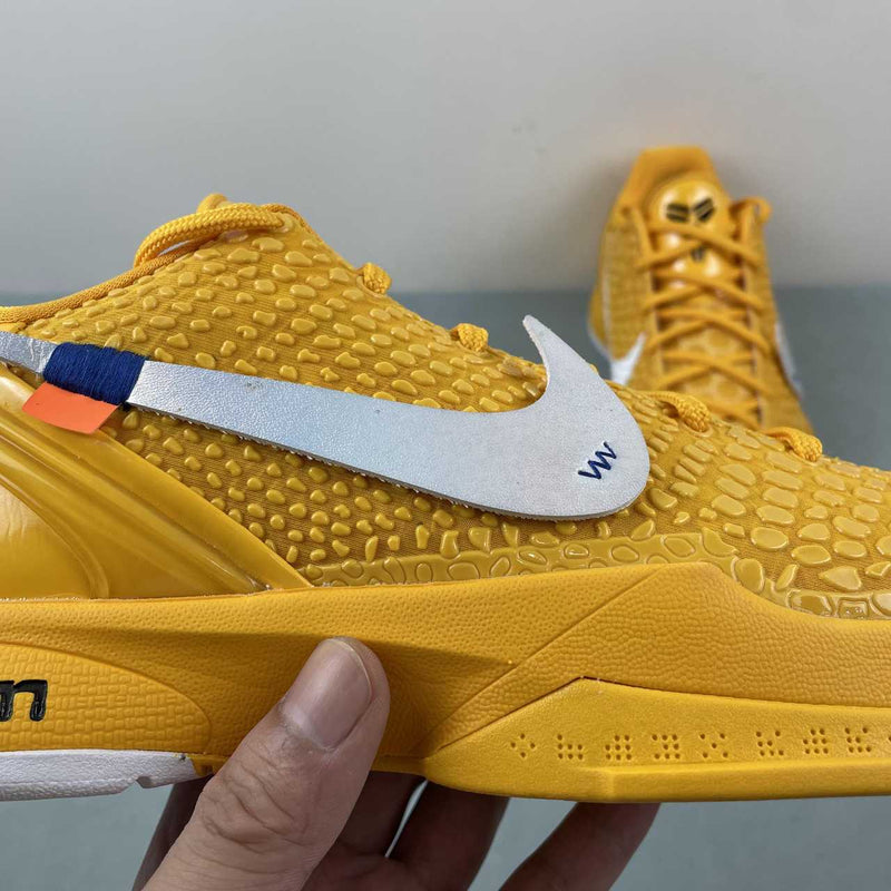 Nike Kobe IV Yellow Jaune.