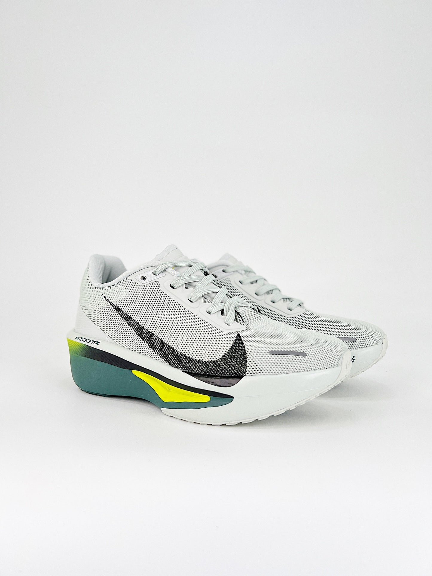 Nike ZoomX Invincible Run Flyknit 6