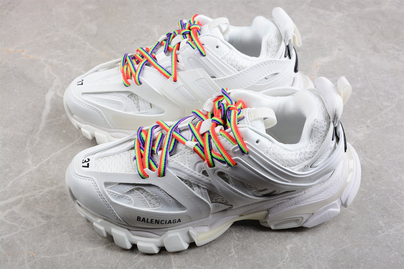 Q48 Balenciaga  Track Sneaker