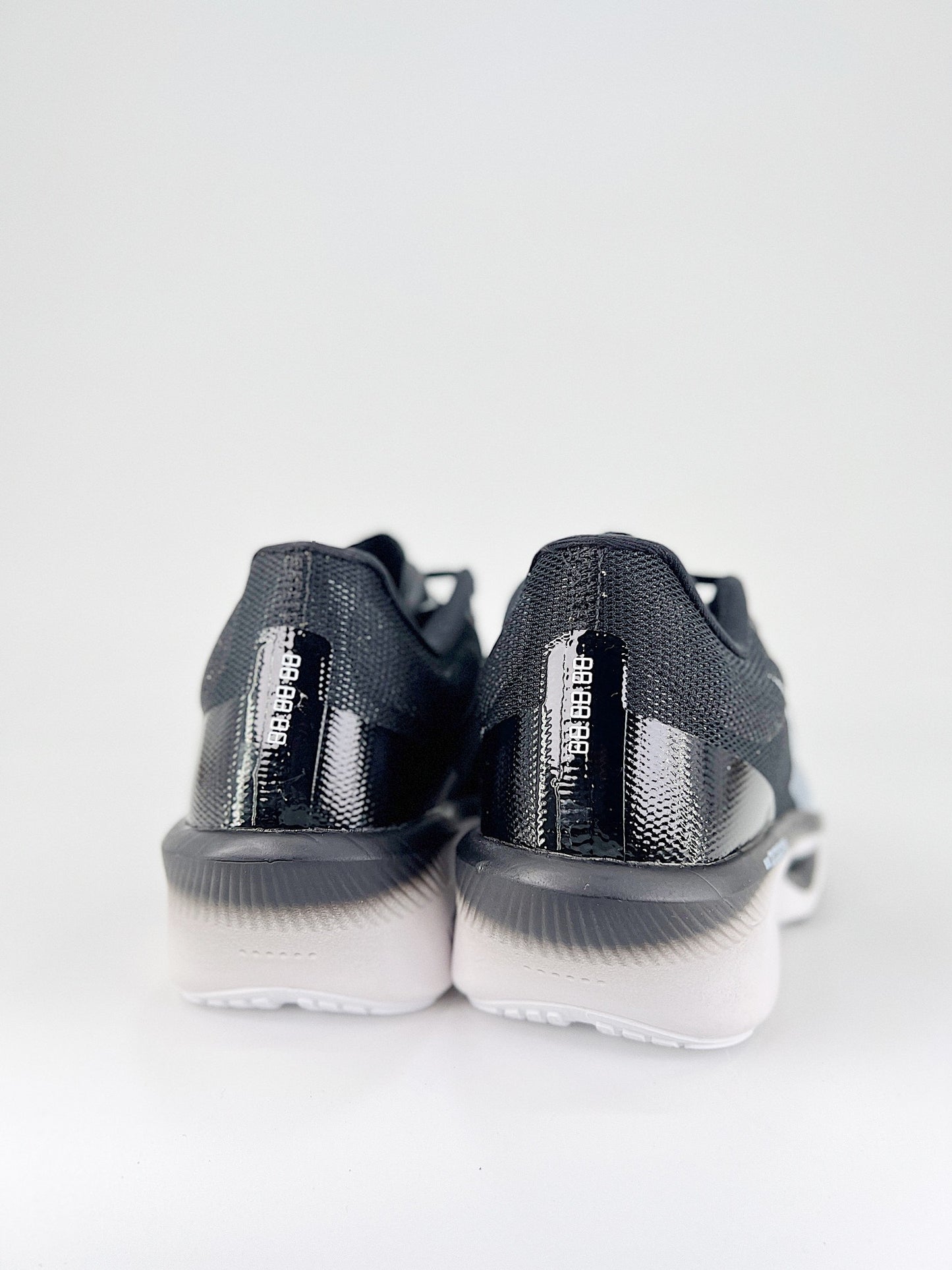 Nike ZoomX Invincible Run Flyknit 6