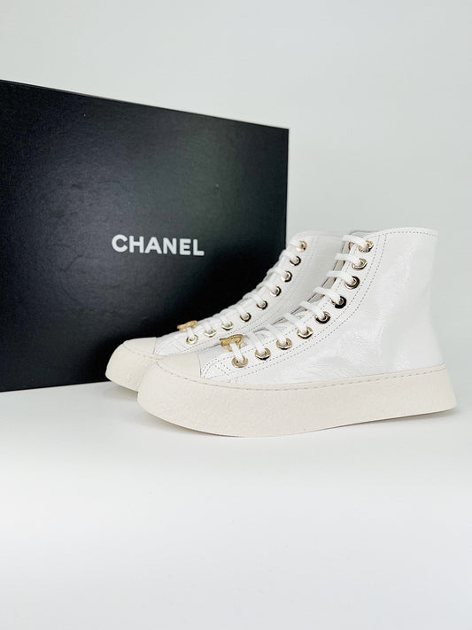 Tênis Chanel