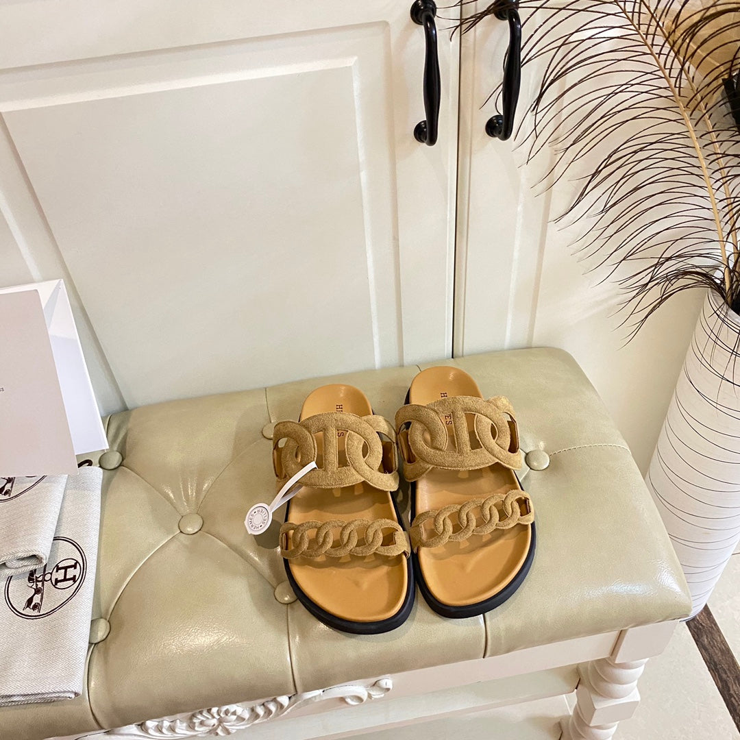 Chinelo Hermes