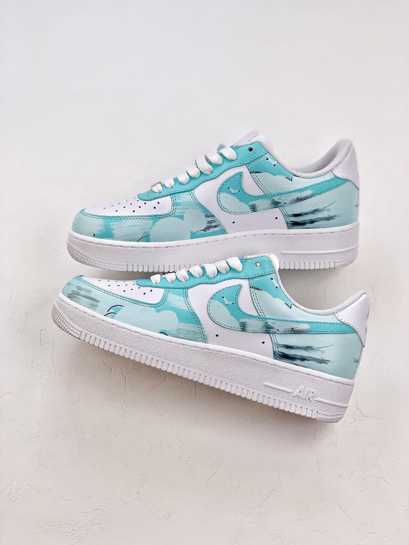 NIKE AIR FORCE 1