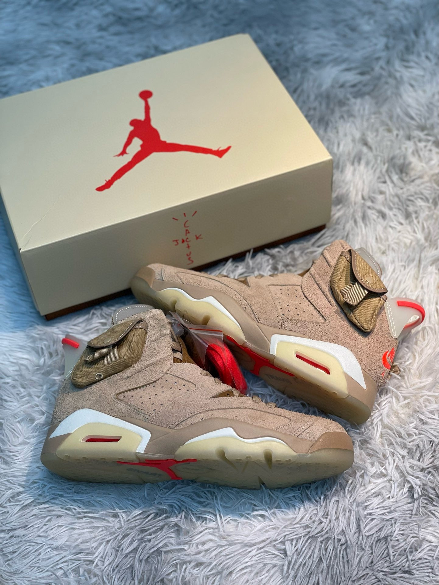 Jordan 6 Retro