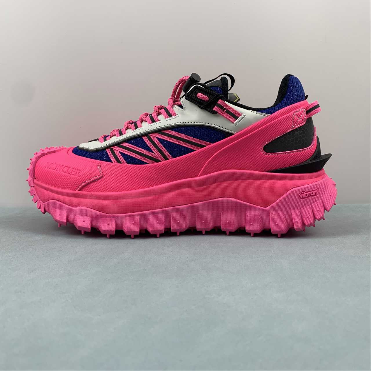 Tênis Moncler x Hoka Mafate Speed 2