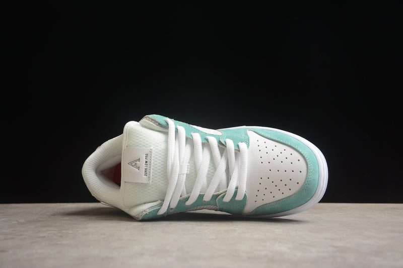 April Skateboards x NK SB Dunk Low Mint Green