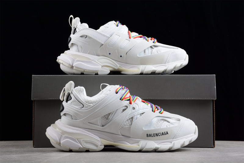 Q48 Balenciaga  Track Sneaker