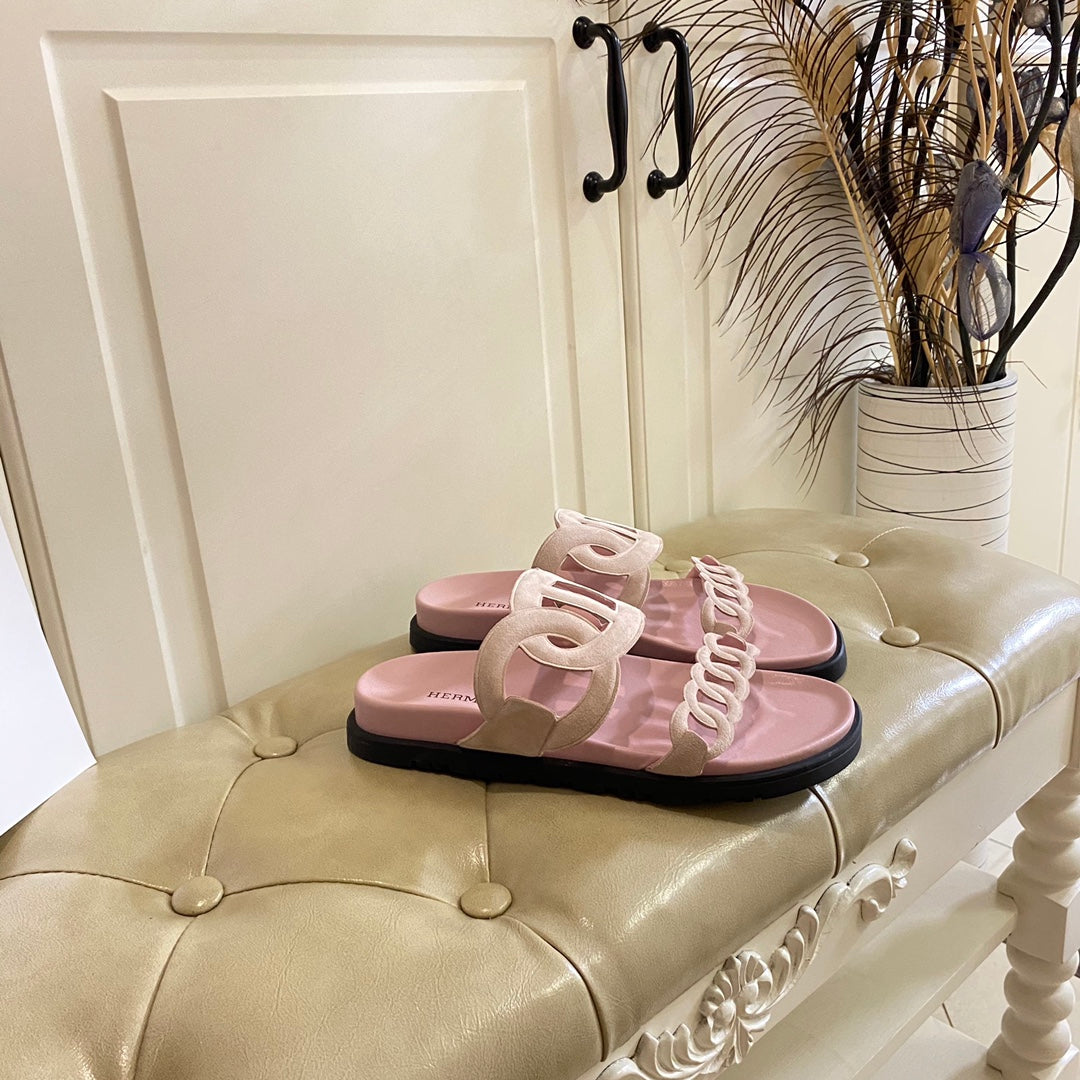 Chinelo Hermes