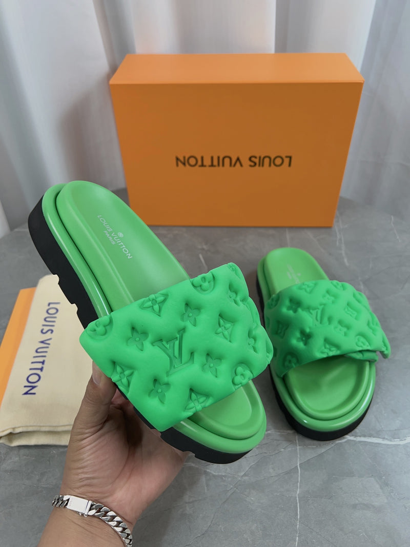 Chinelo Louis Vuitton