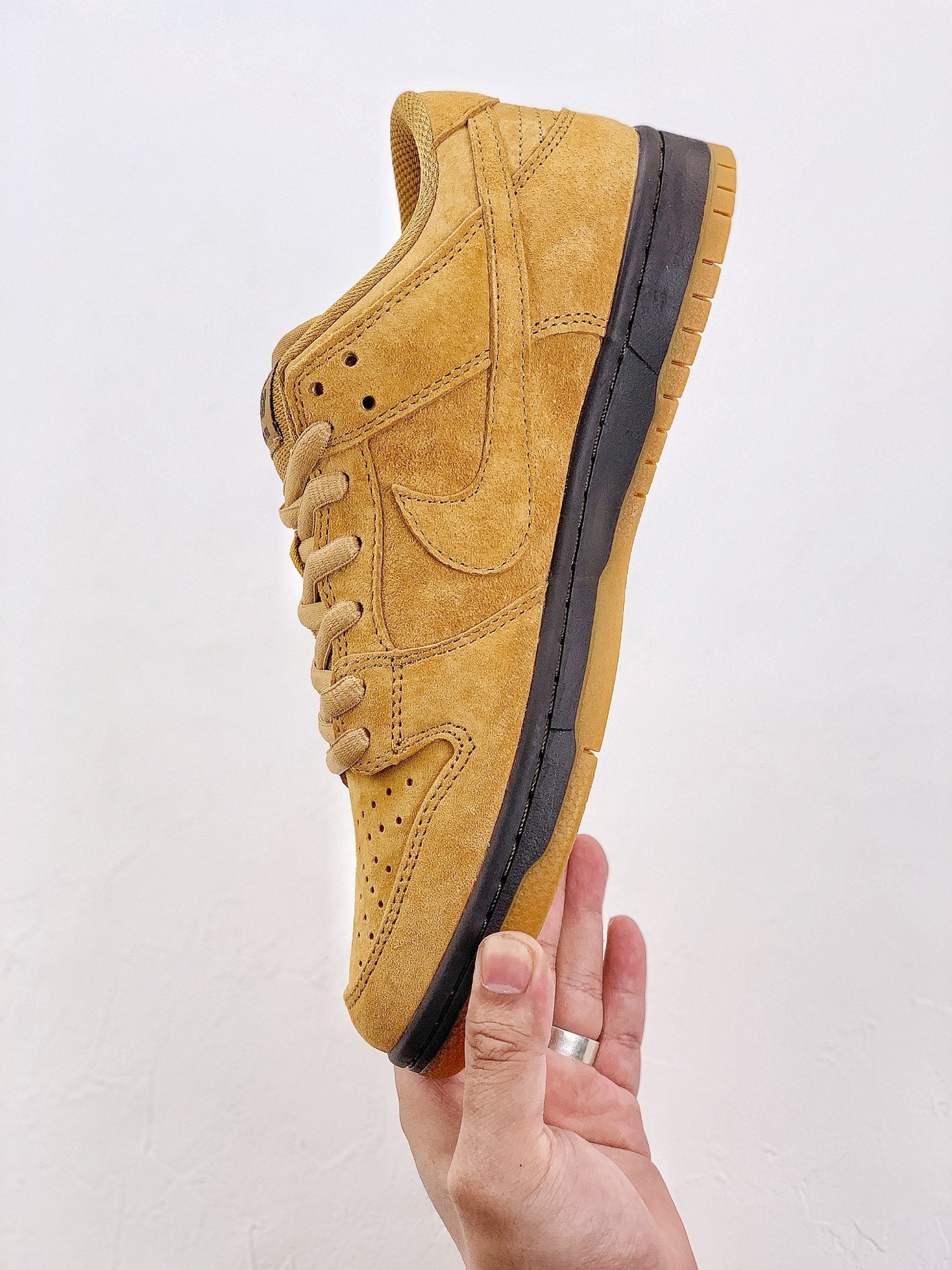 Nike SB Dunk Low Pro Wheat Mocha