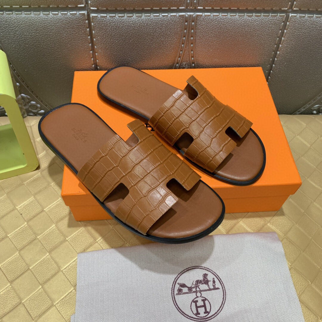 Chinelo Hermes