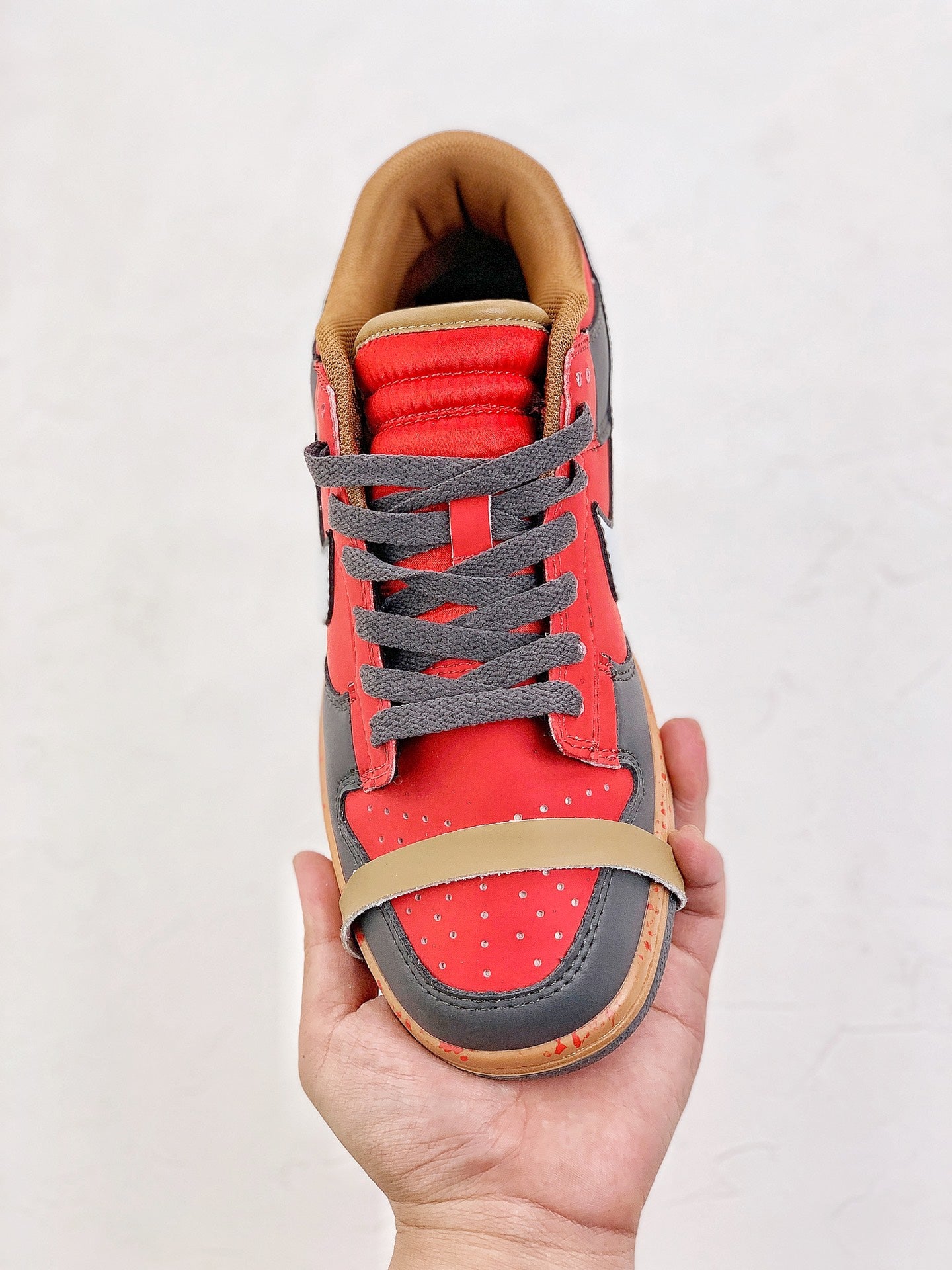 NIKE DUNK SB LOW