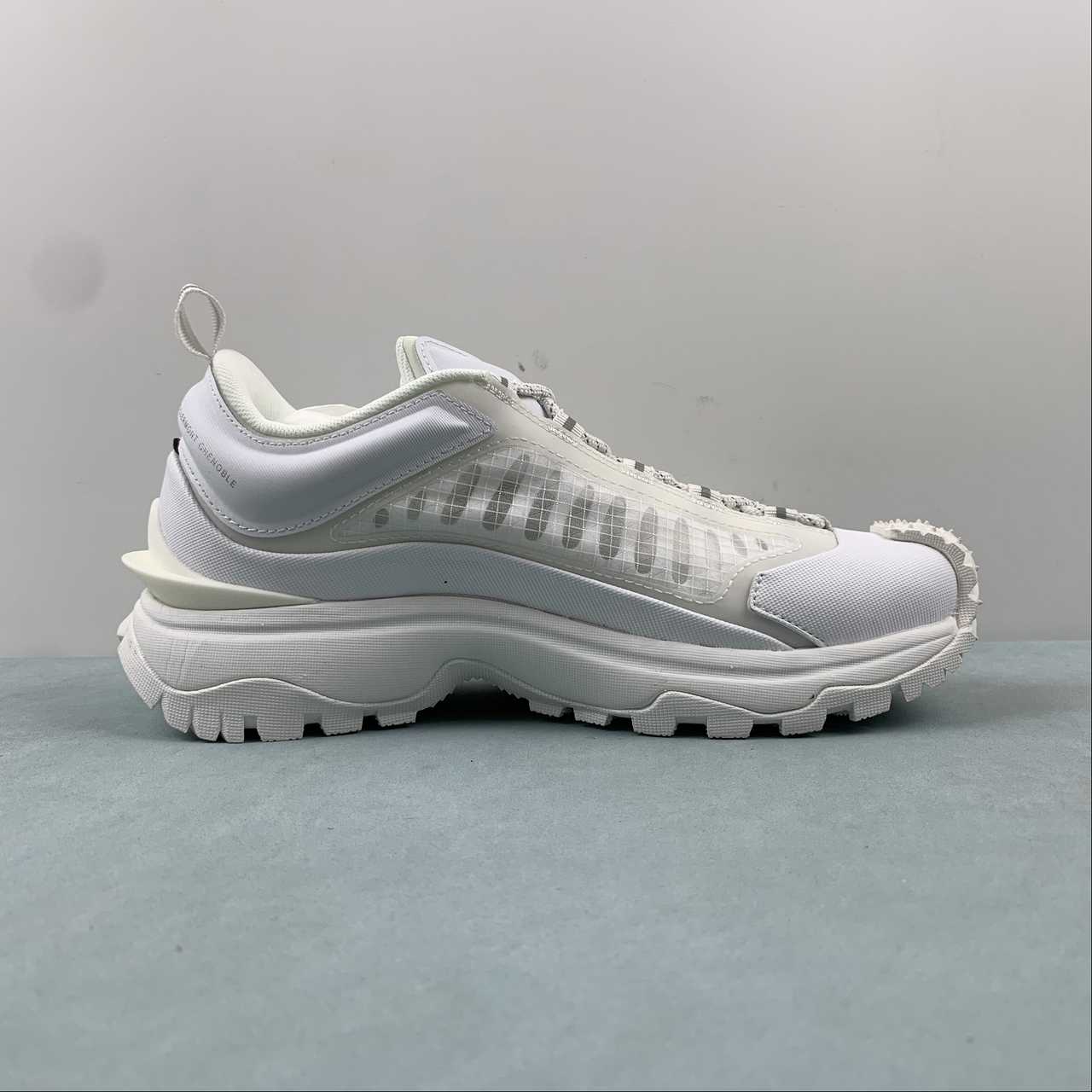 Tênis Moncler x Hoka Mafate Speed 2