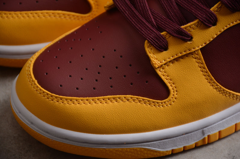 Nike Dunk Low "Goldenrod"