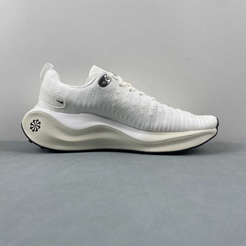 NIKE REACTX Infinity Run 4