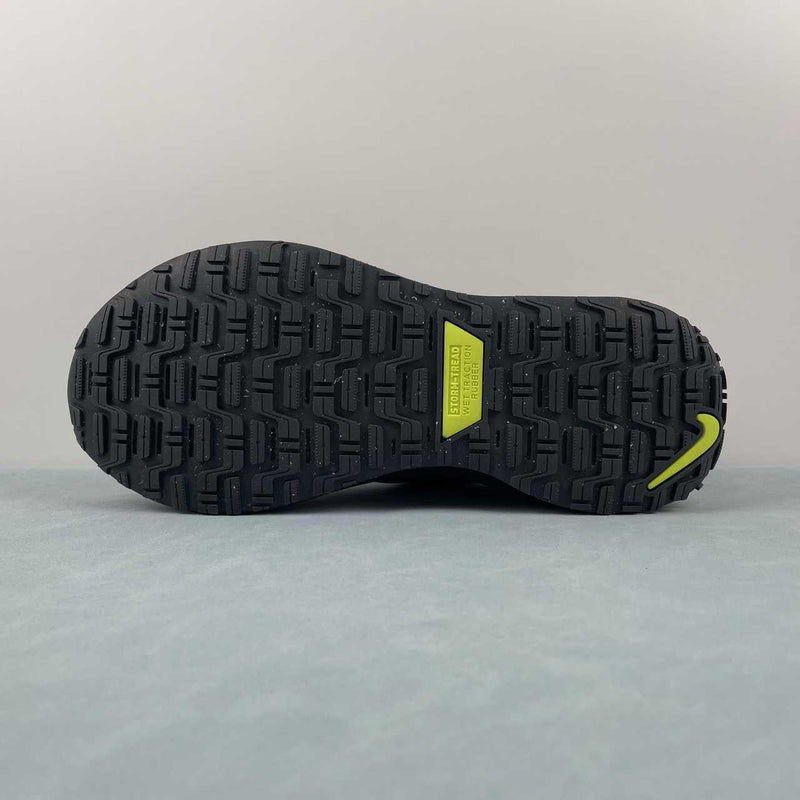 NIKE REACTX Infinity Run 4