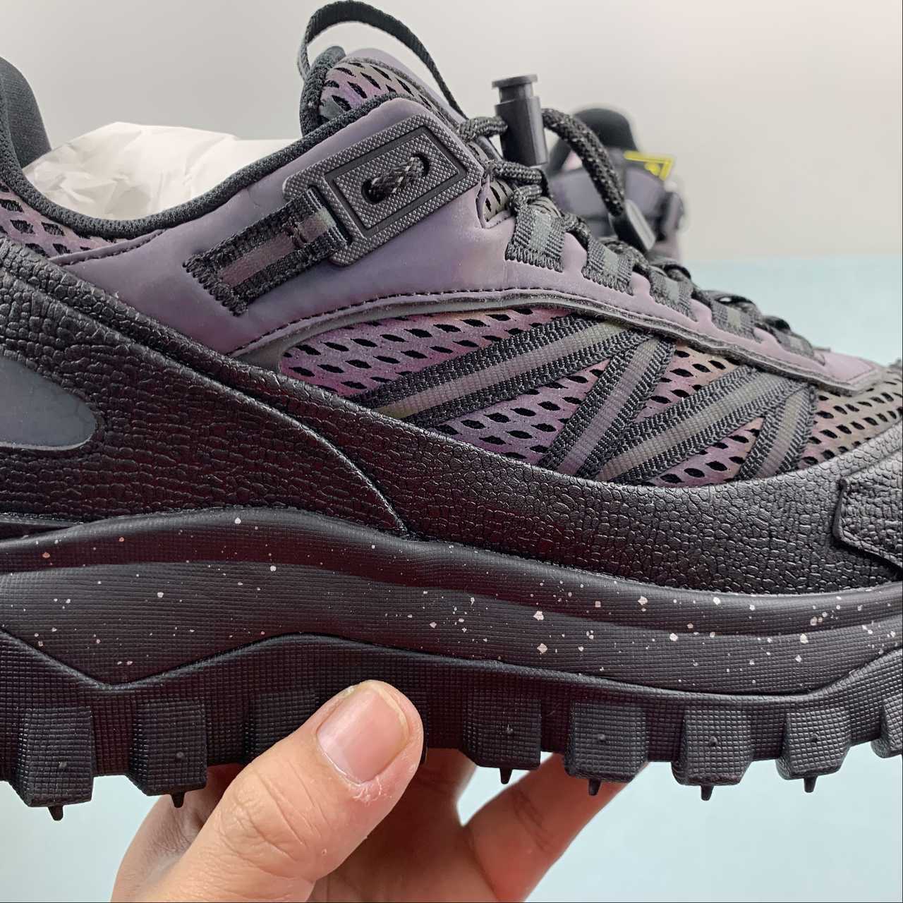 Tênis Moncler x Hoka Mafate Speed 2