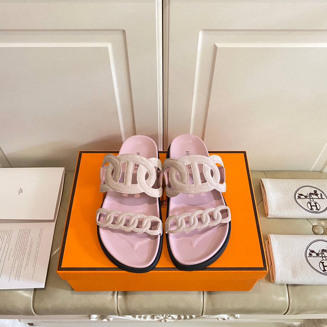 Chinelo Hermes