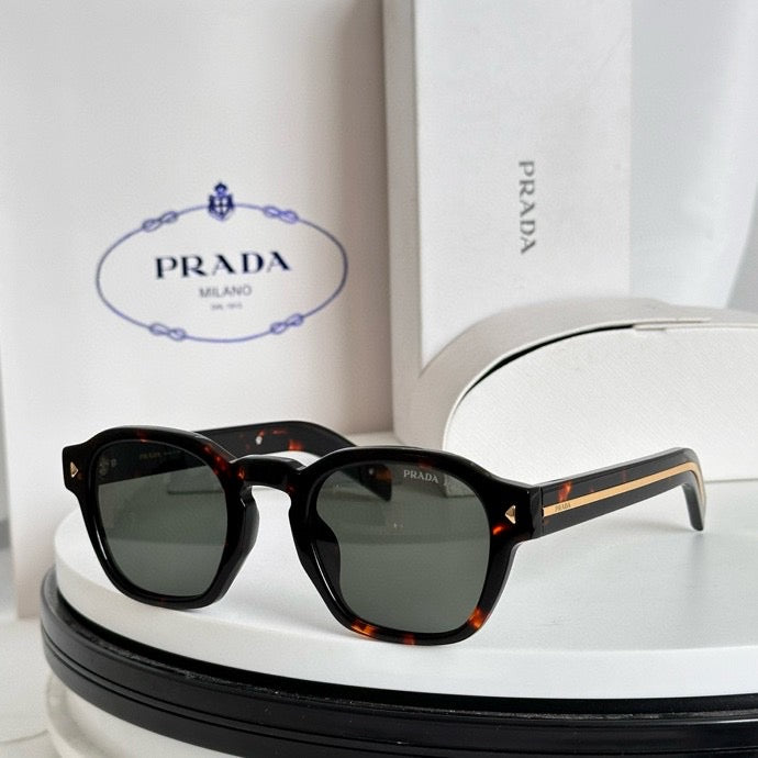 Óculos Prada