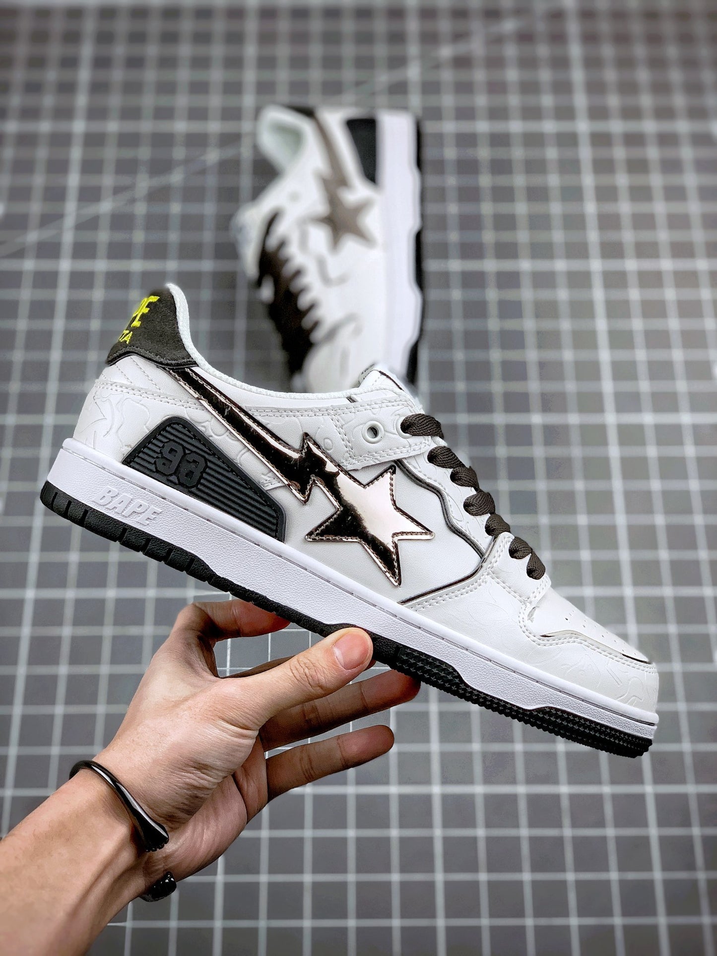 BAPE