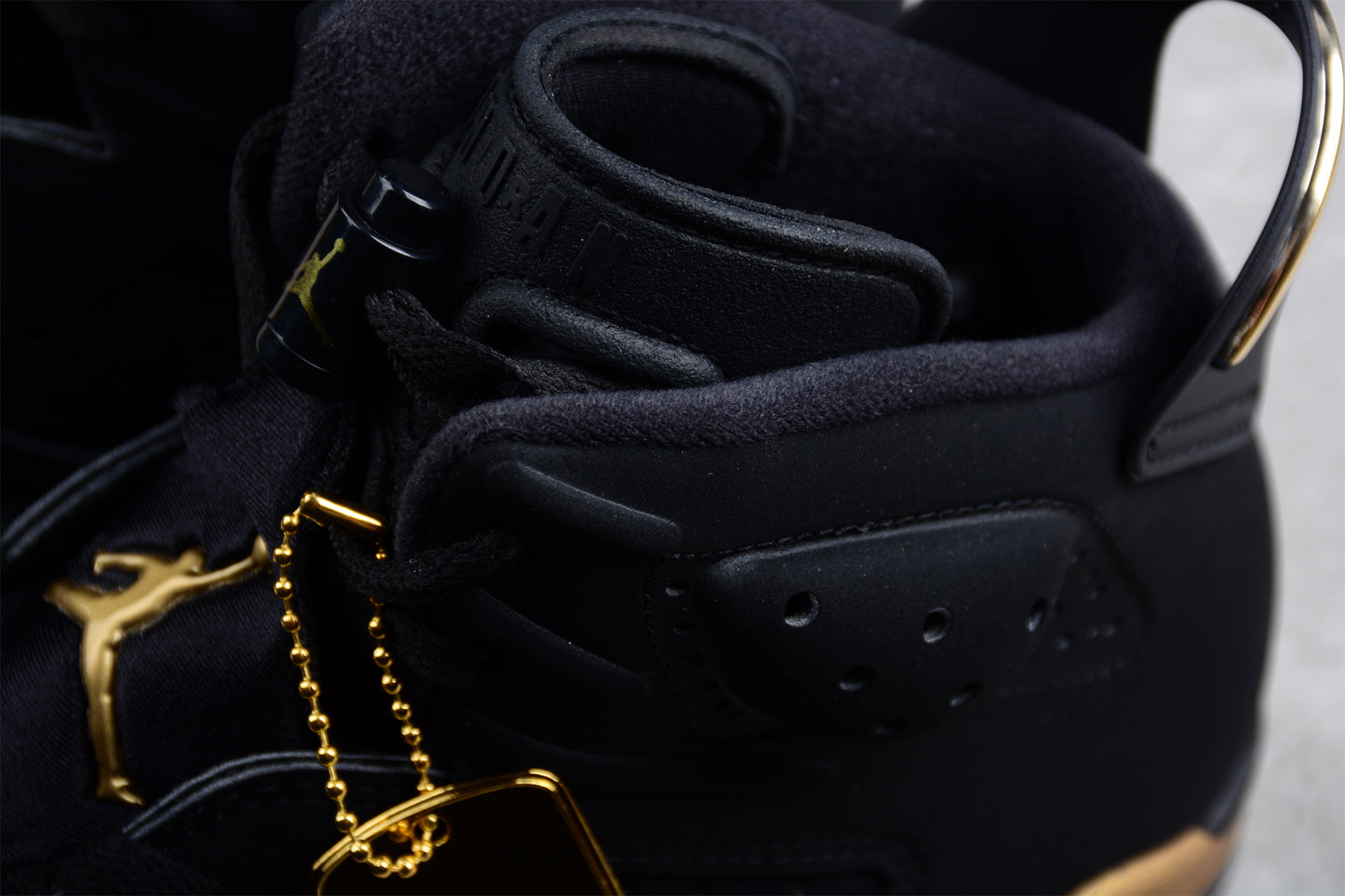 Jordan 6 DMP Black Gold
