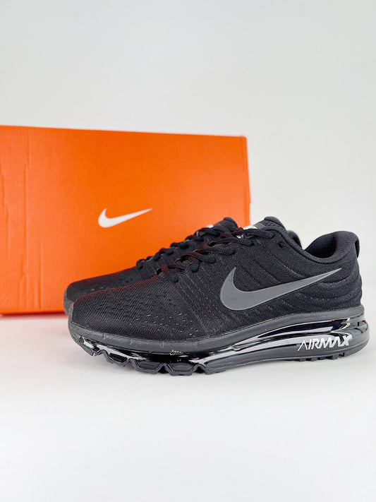 NIKE AIR MAX 2017