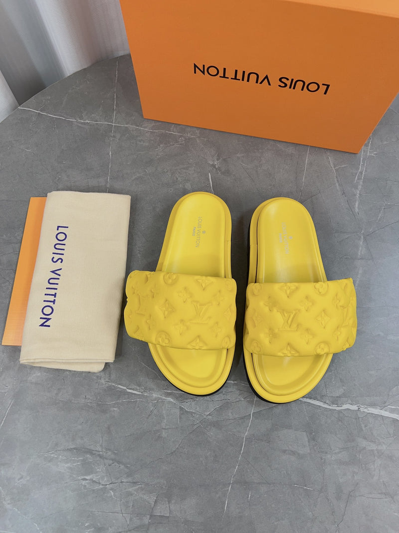 Chinelo Louis Vuitton