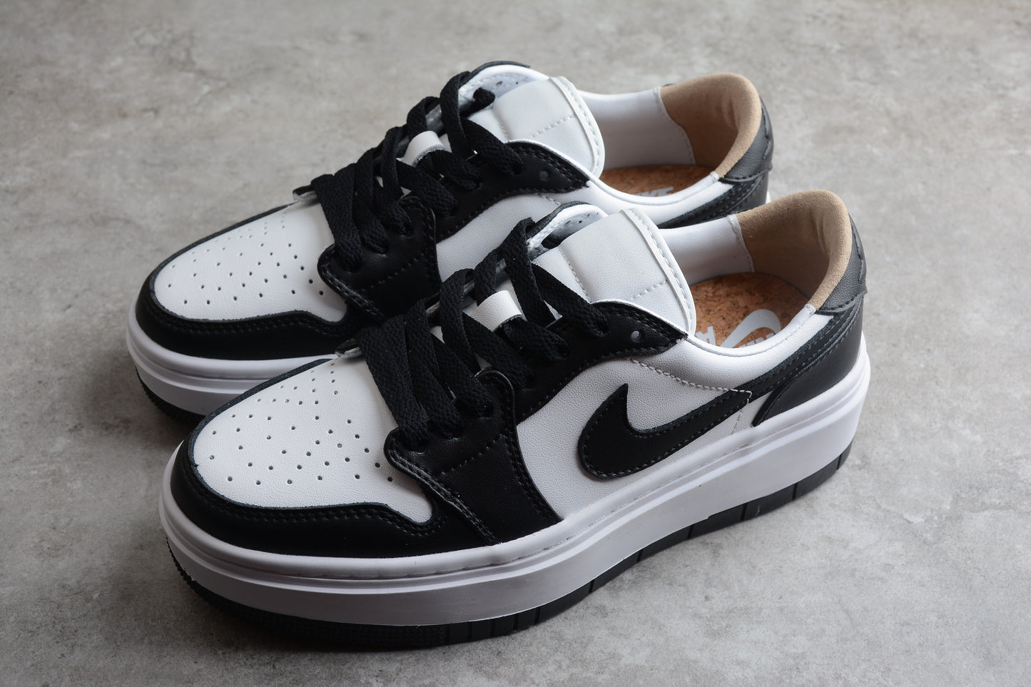 Jordan 1 Low