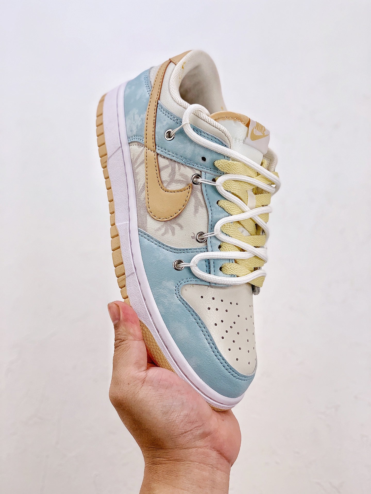 Nike SB Dunk Low