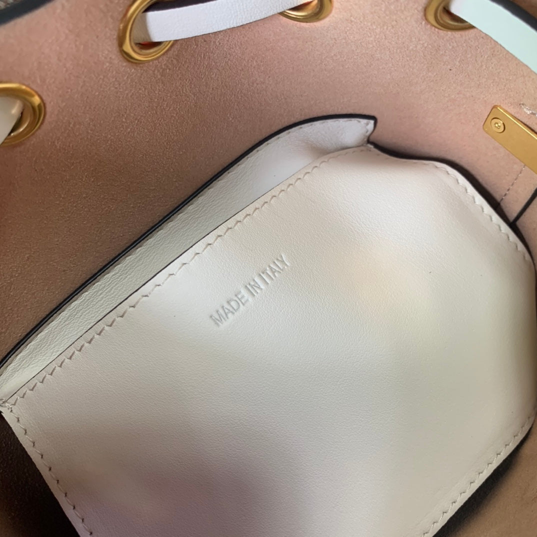 Bolsa Valentino
