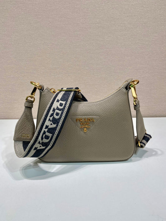 Bolsa Prada Cinza