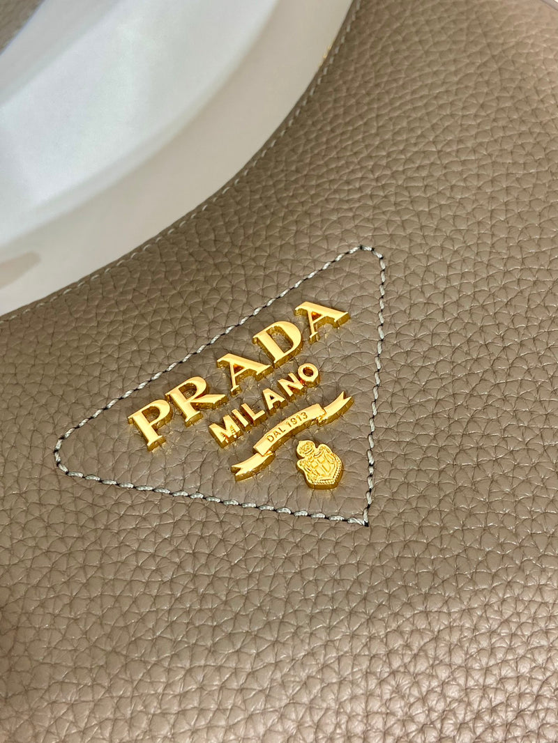 Bolsa Prada Cinza