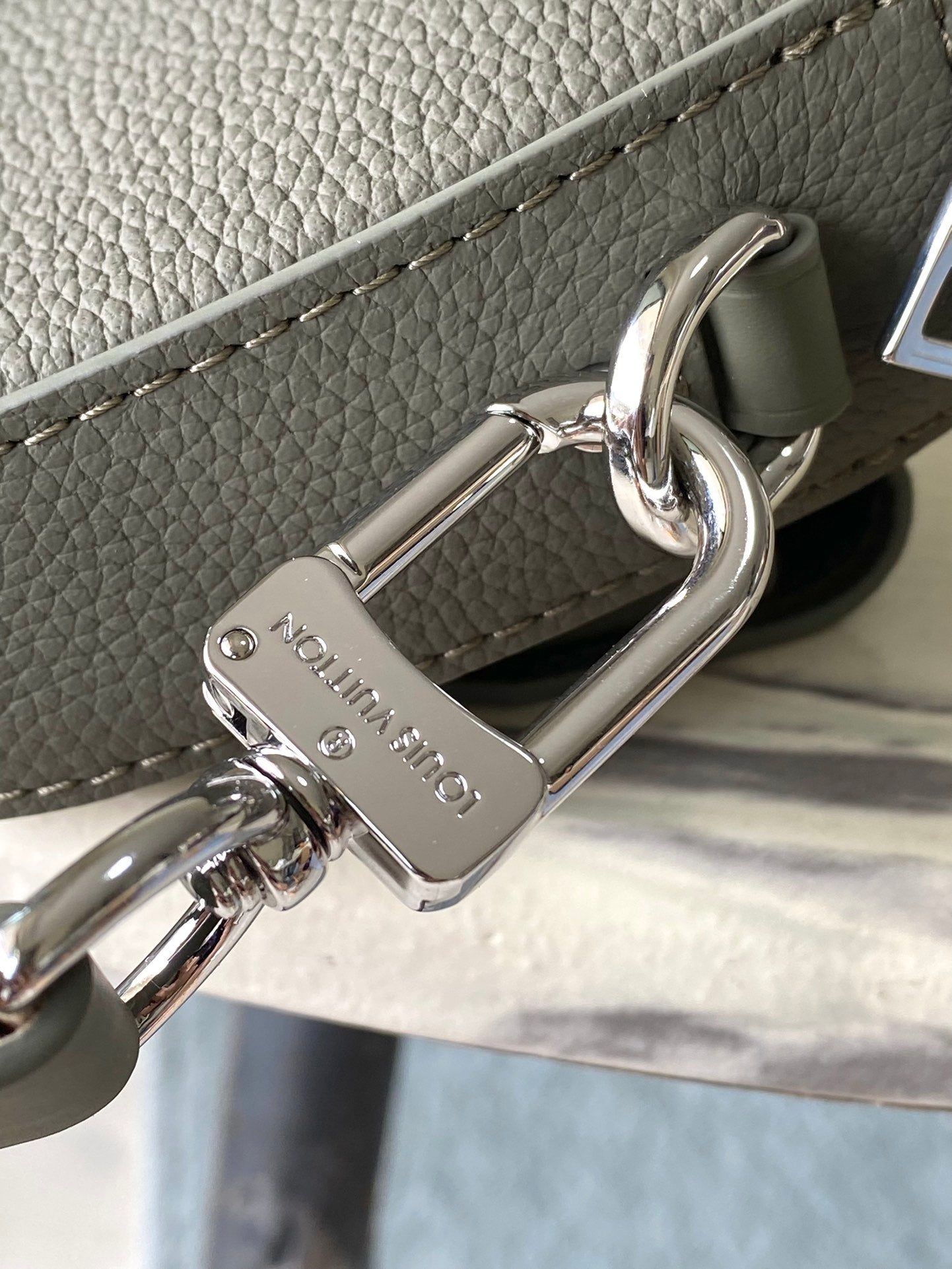 Bolsa Louis Vuitton
