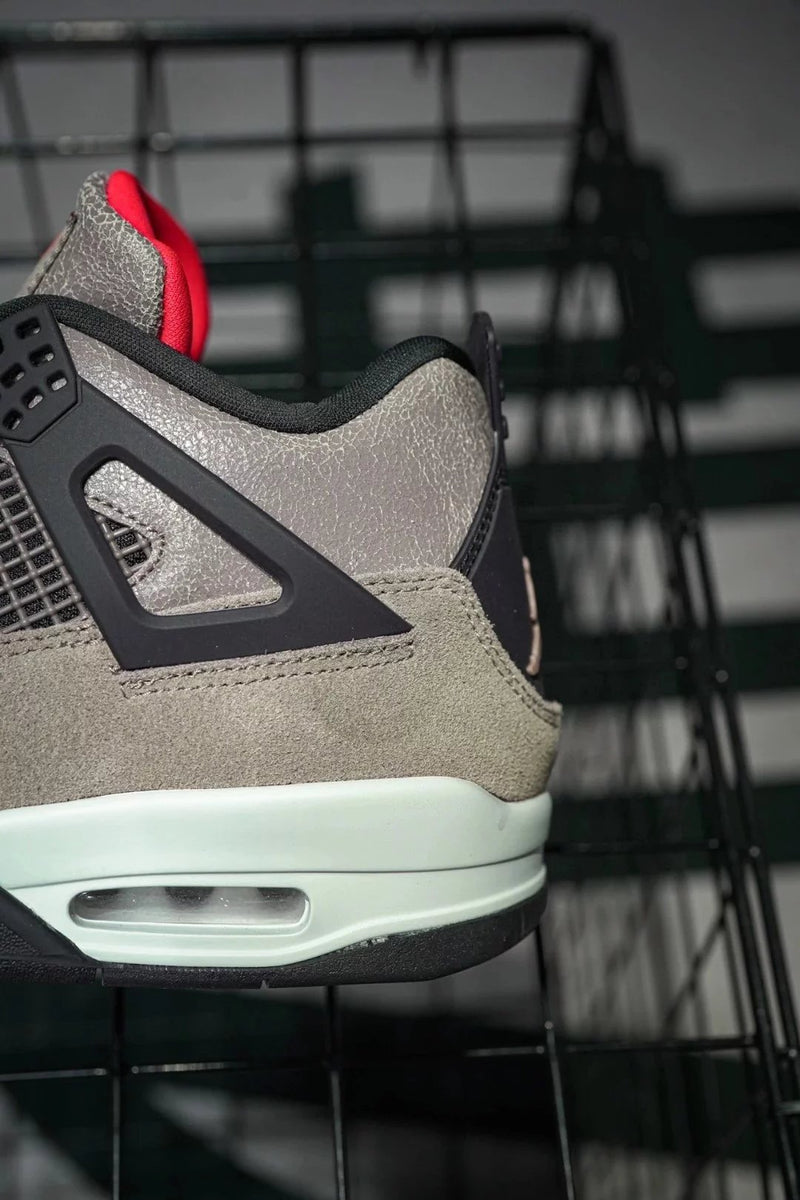 Jordan 4 Retrô "Taupe Haze" Black Brown Mocha